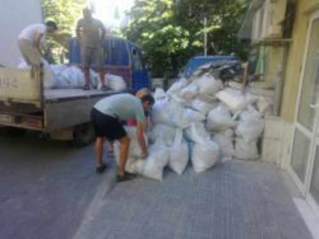 Почистване на мазета, тавани, дворове от строителни и битови отпадъци