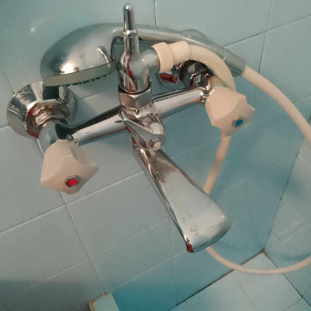 Варна, В и К услуги, кранове, батерии, сифони, тоалетни казанчета