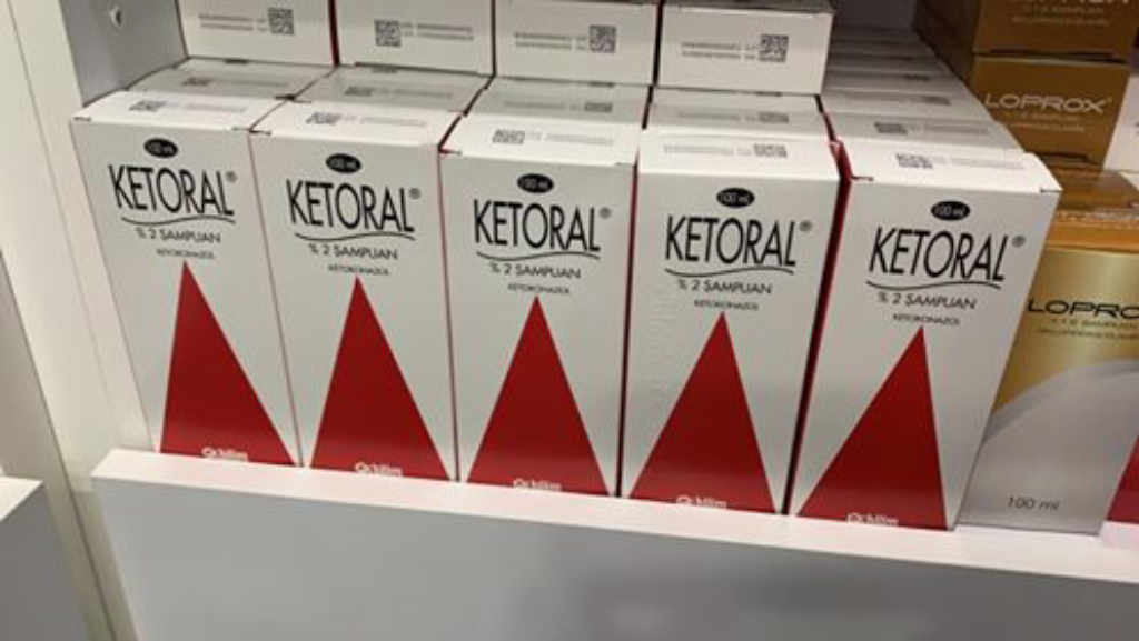 Шампоан Ketoral-Кеторал Против Пърхот и Себореен Дерматит