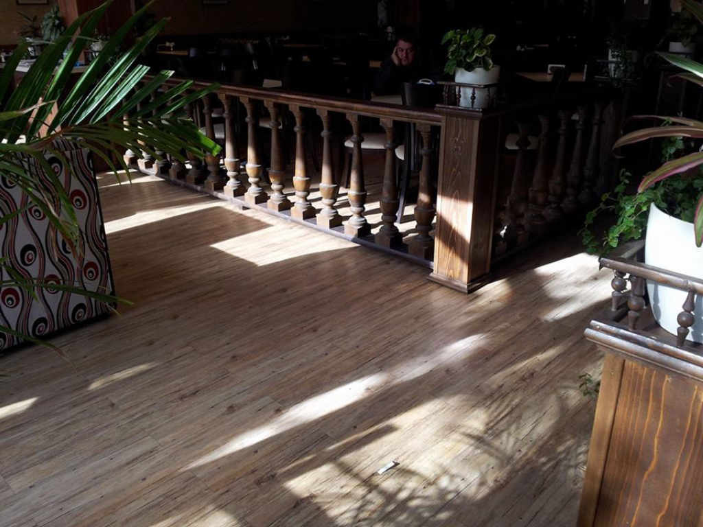 PVC и LVT(луксозни винилови плочи) настилки