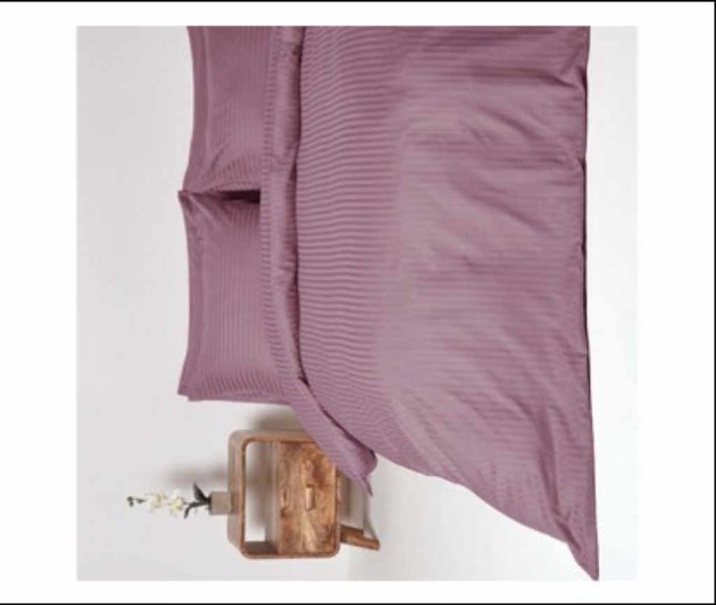 Протектори, чаршафи и калъфки за възглавници, изработени изцяло от 100% памук.