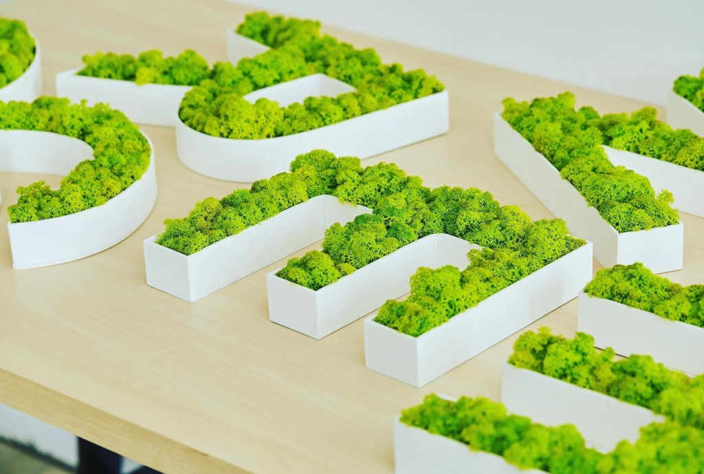 обемни букви