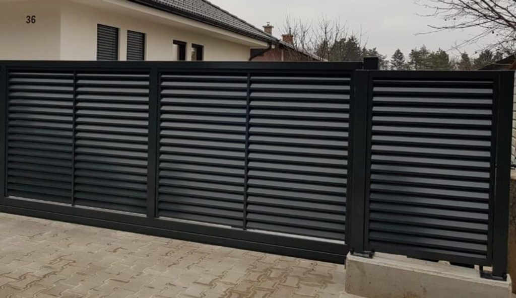 Метални огради